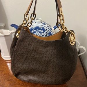 Michael Kors purse